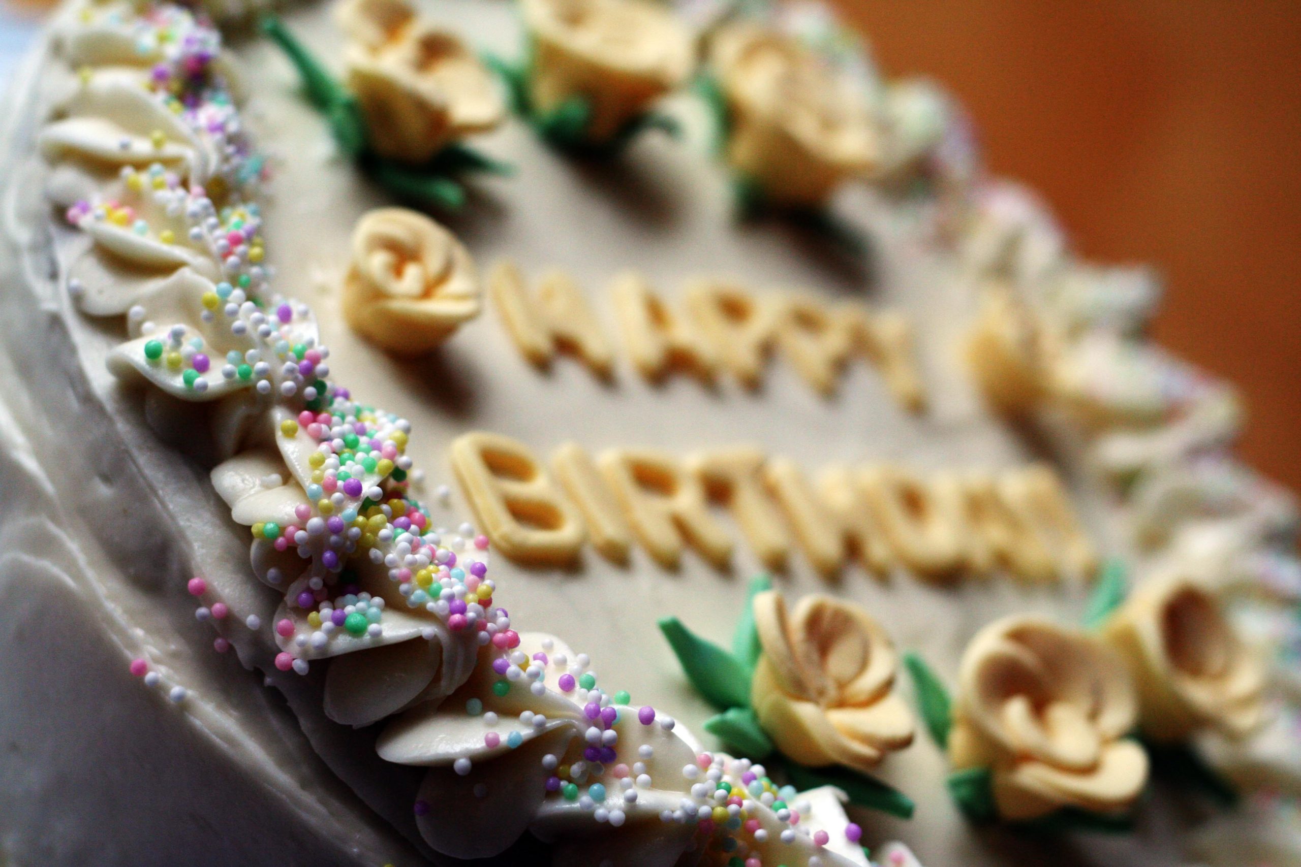 6 Custom Birthday Cake Bakeries