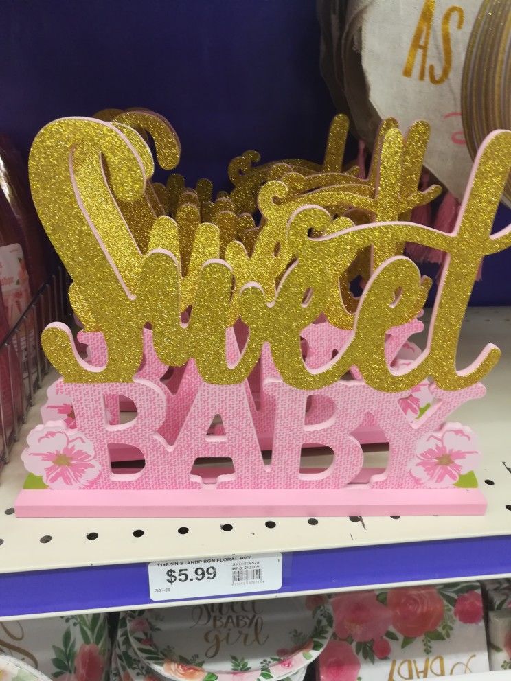 Baby shower pink sign