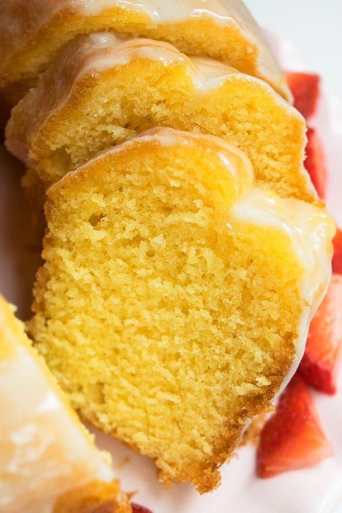 Classic, quick and easy lemon bundt cake recipe, homemade ...