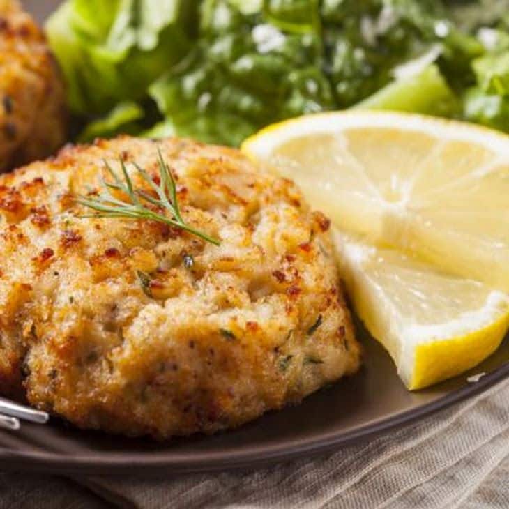 Copycat Red Lobster Crab Cakes Recipe Main Dishes with nonfat plain ...