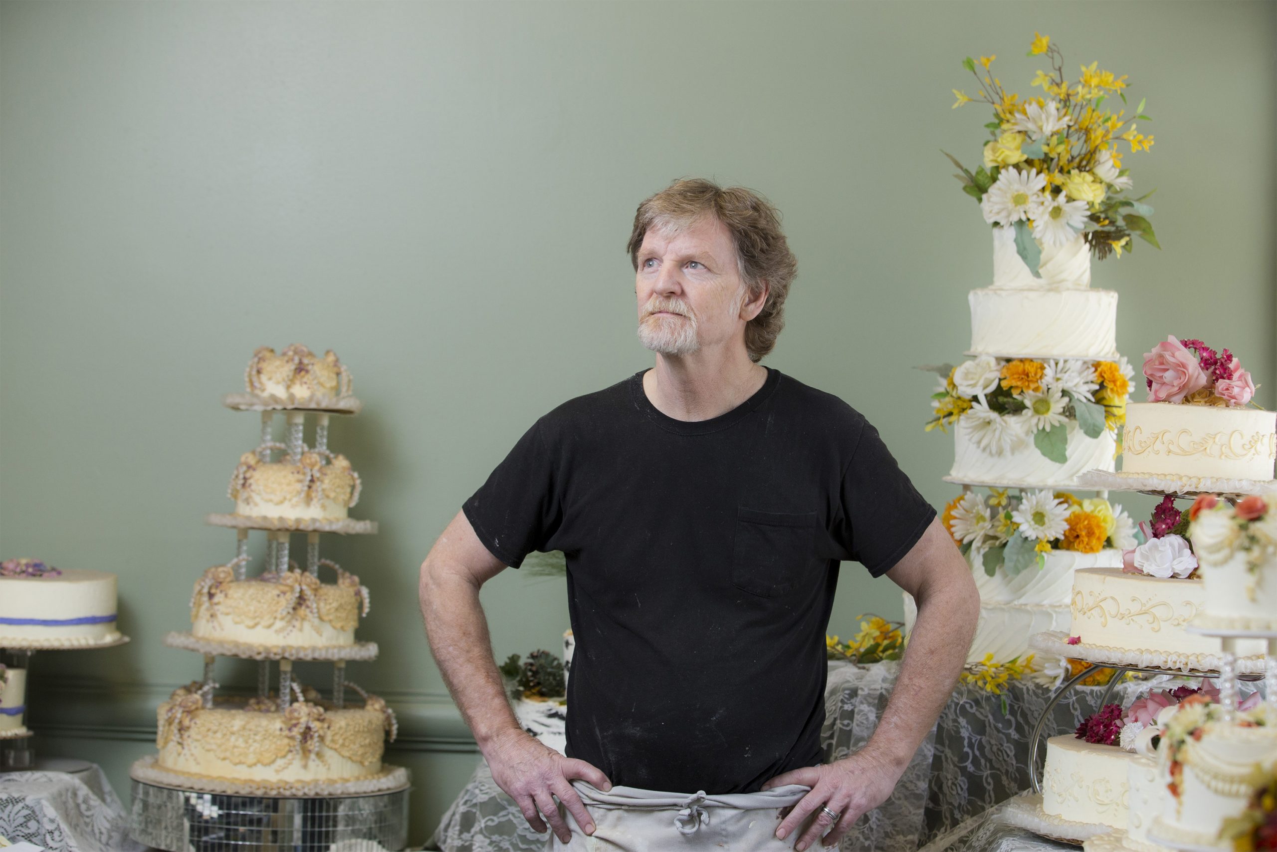 DOJ backs baker who refused to make cake for gay couple