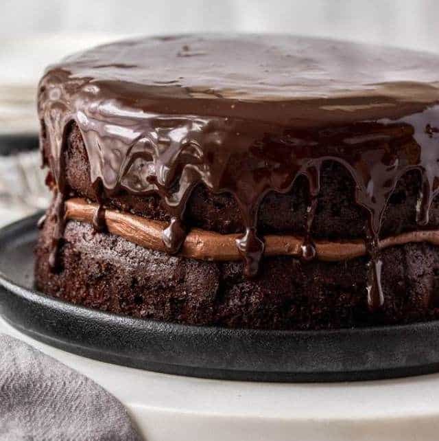 Hersheyâs Dark Chocolate Cake