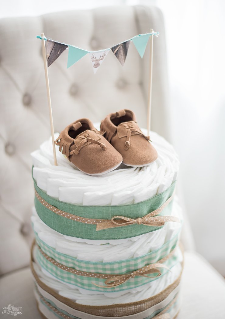 How to Make a Diaper Cake with Pampers