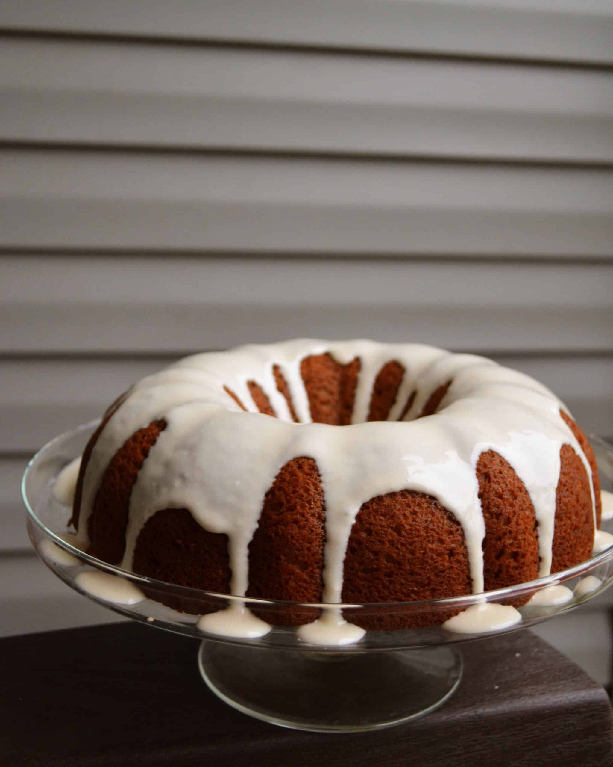 How To Perfectly Glaze A Bundt Cake