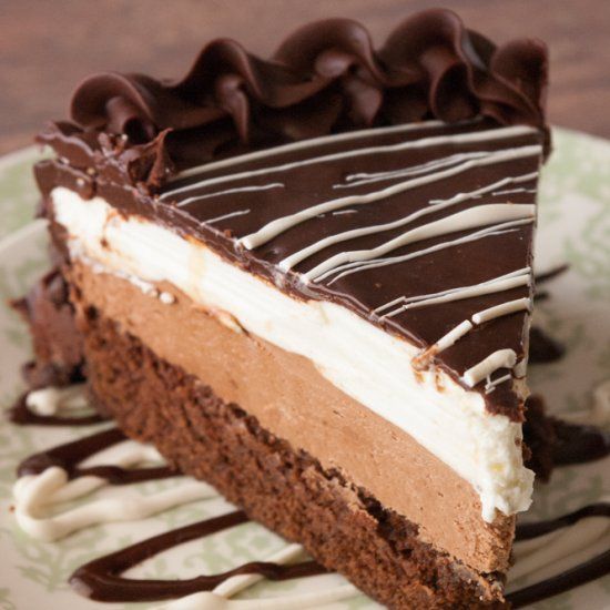 If you LOVE Olive Gardens Black Tie Mousse Cake as much as I do ...