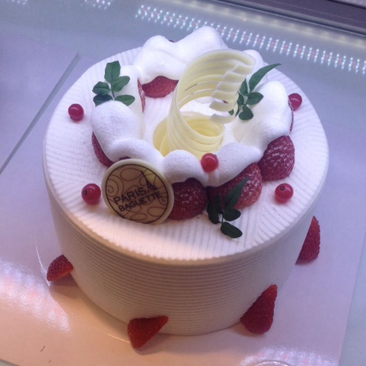 Korean Fresh Cream Cake ì?í?¬ë¦¼ ì¼ì?´í?¬