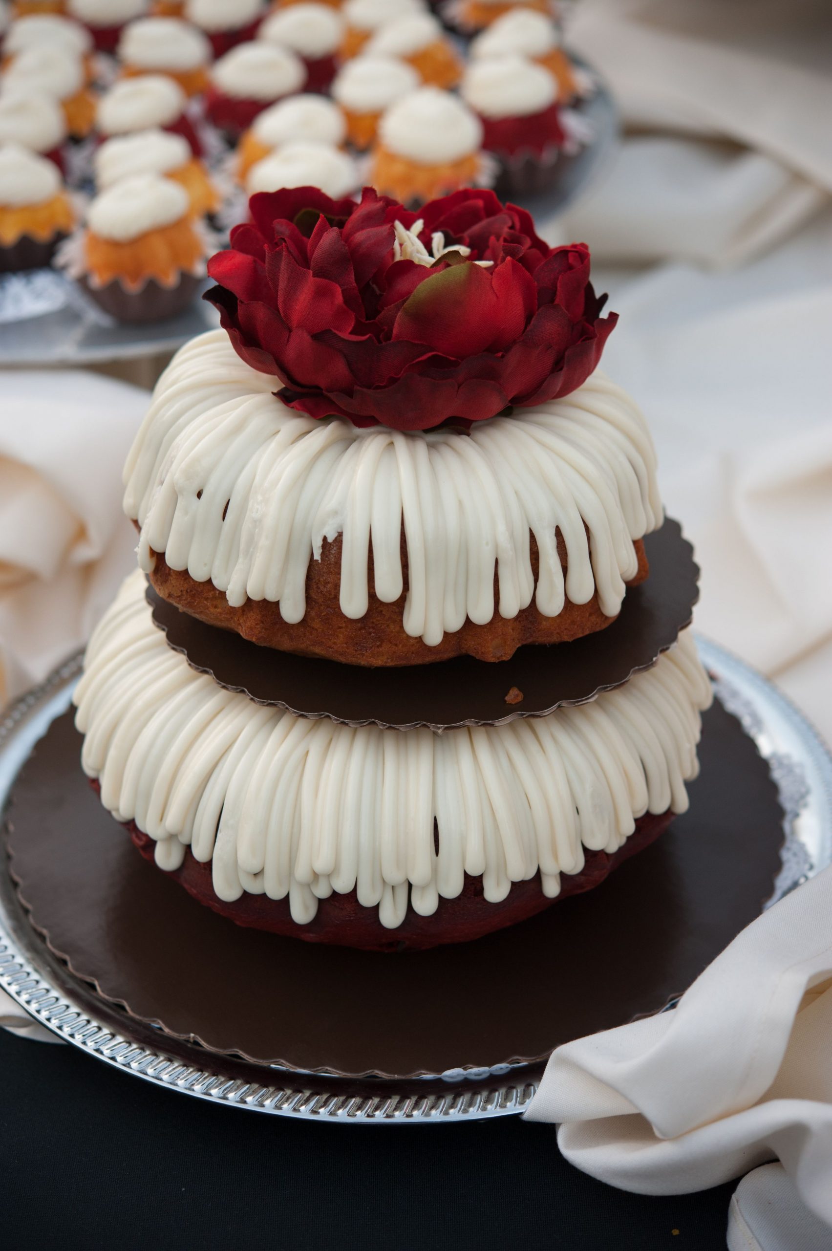 Nothing Bundt Cake. Yum! Weddings by Image Three. www ...