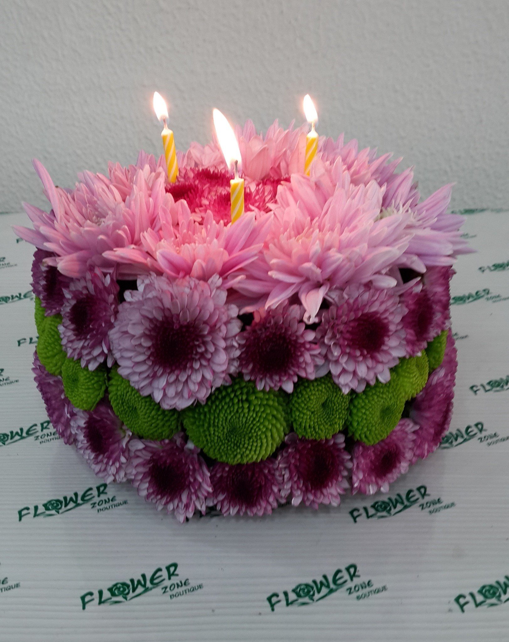 Order flowers cakes online