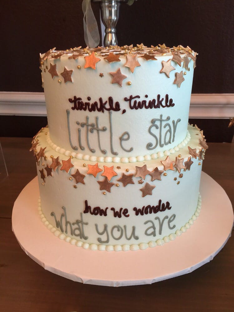Perfect gender neutral baby shower cake!