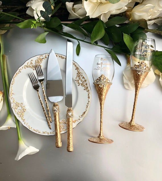 Personalized Wedding glasses and Cake Server Set cake cutter gold ...