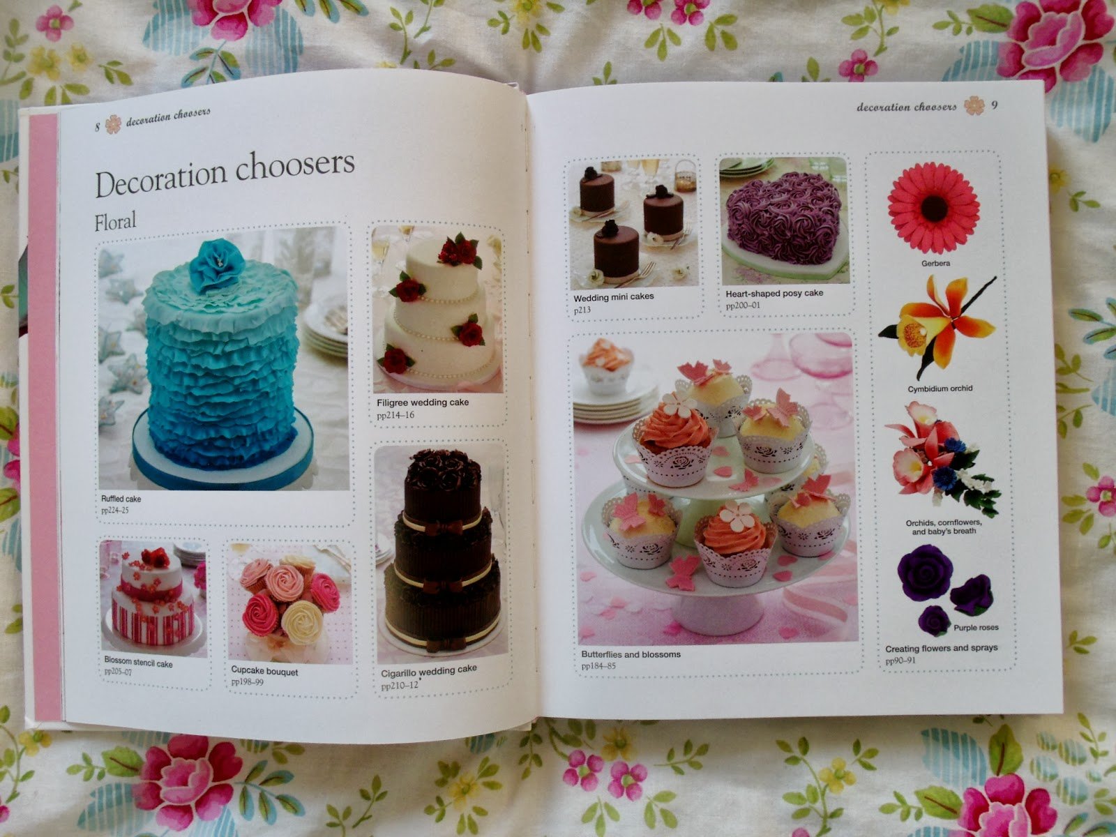 Step by Step Cake Decorating Book &  Giveaway