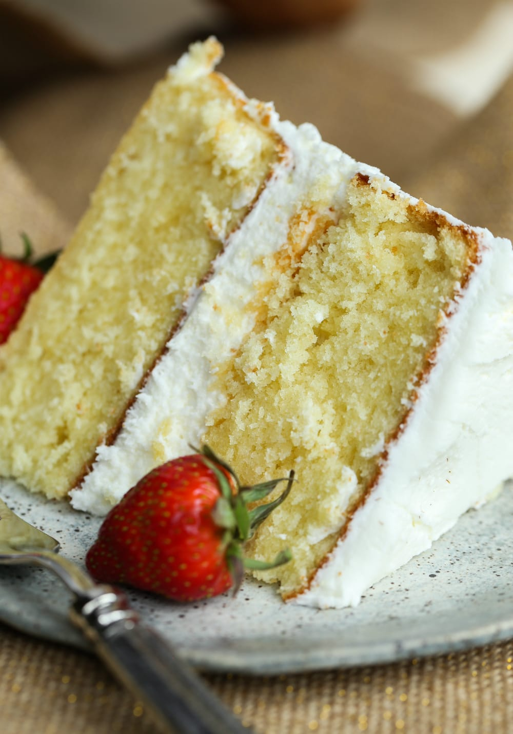 This Perfect Vanilla Cake Recipe is very easy, with just a few ...