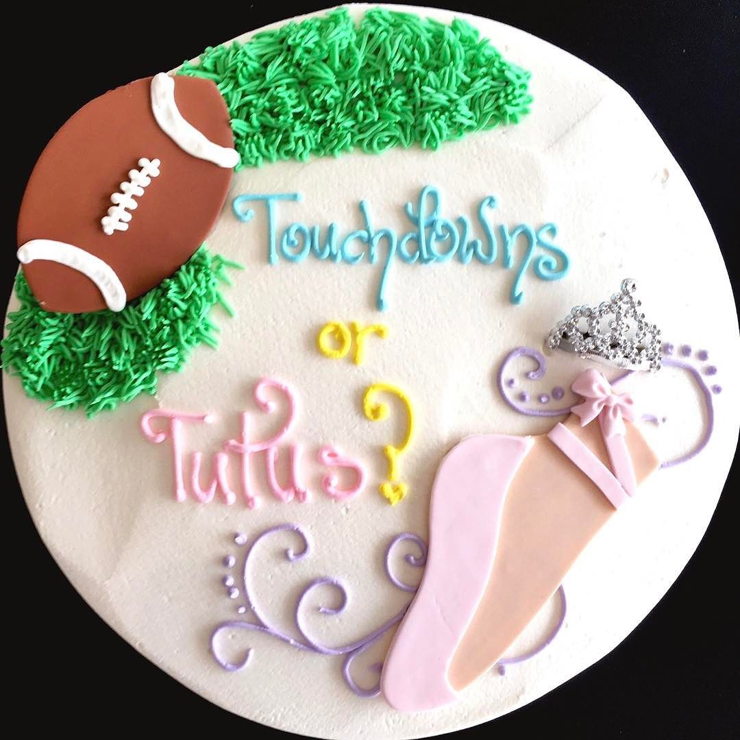 " Touchdowns or Tutus?"  Love this fun gender reveal cake with fondant ...