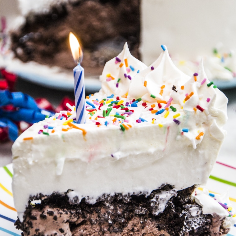 Whip Up This Copycat Dairy Queen Ice Cream Cake for a Sweet &  Delicious ...
